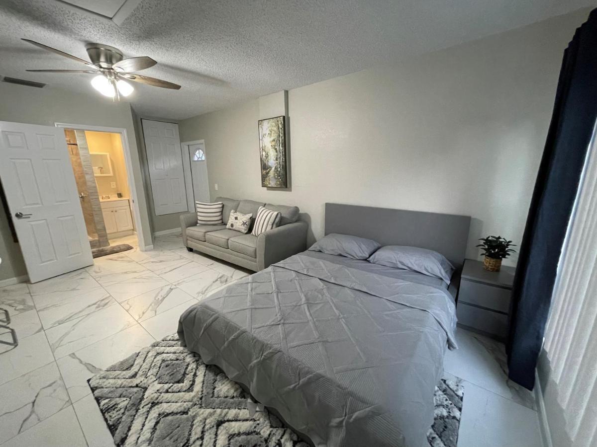 Adorable Suite In Tampa. Exterior foto